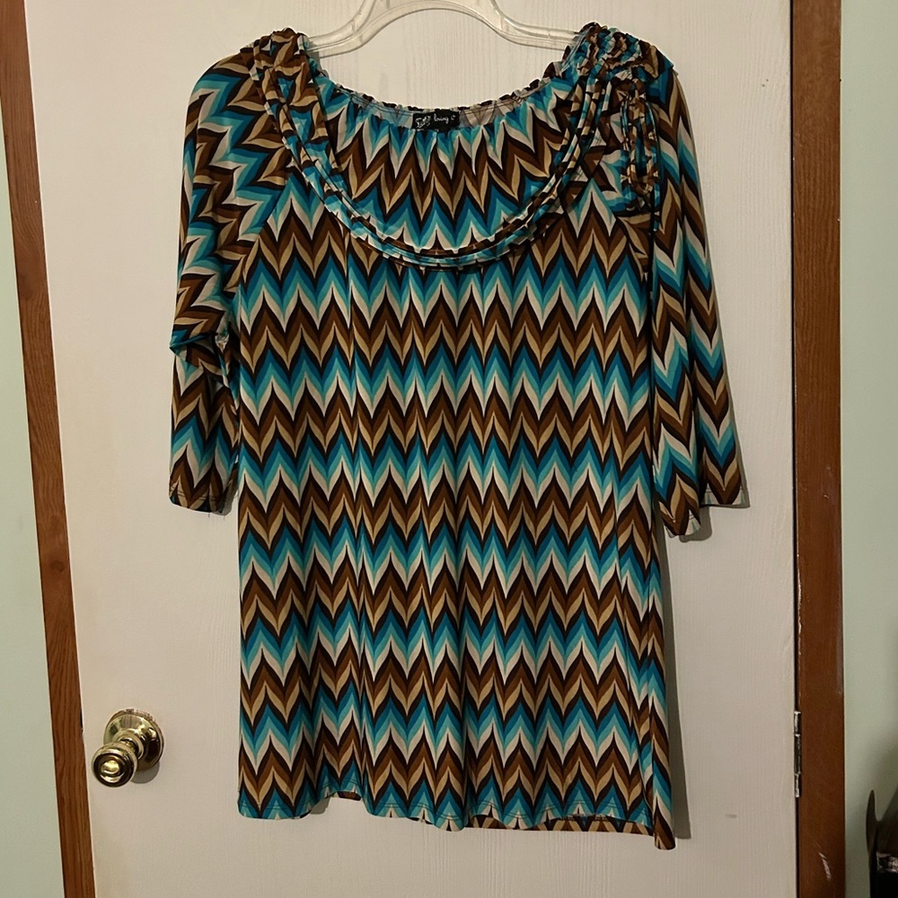 Loving it Women’s 3x Blouse - Picture 7 of 8